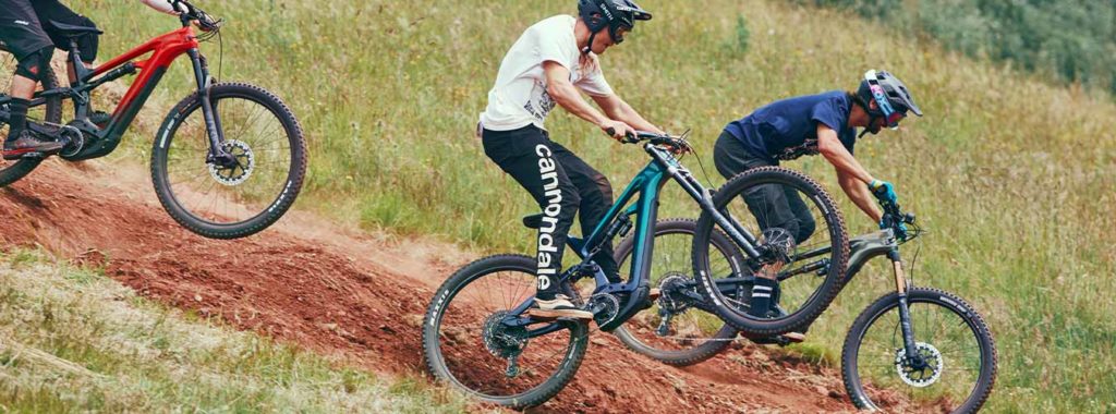 3 Fahrer auf Moterra Neo von Cannondale